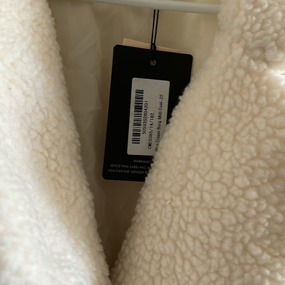 Pretty Little Things Coat Women’s Size 22 Cream Borg Midi Coat NWT - Picture 6 of 8